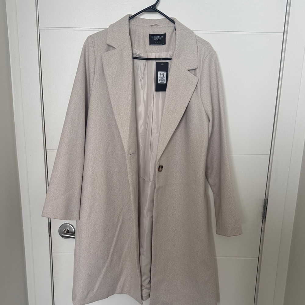 Reserved Long Single-Button Cream Coat